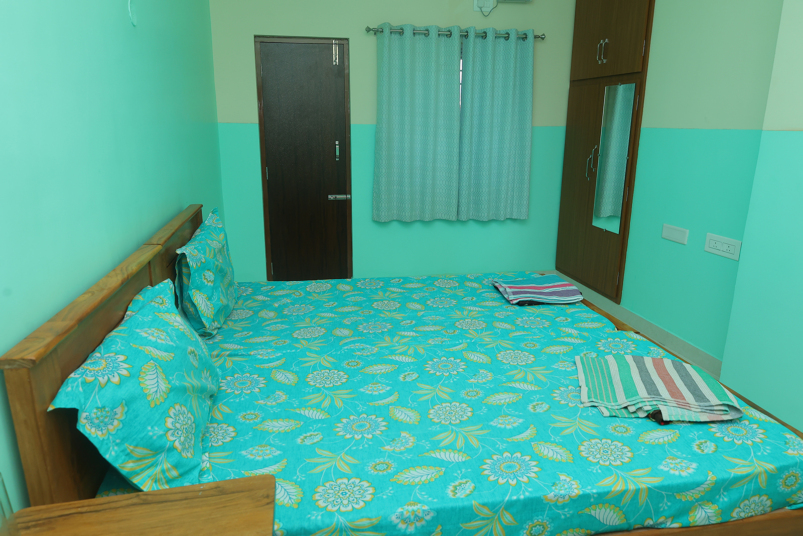Rooms near CMC hospital ranipet campus